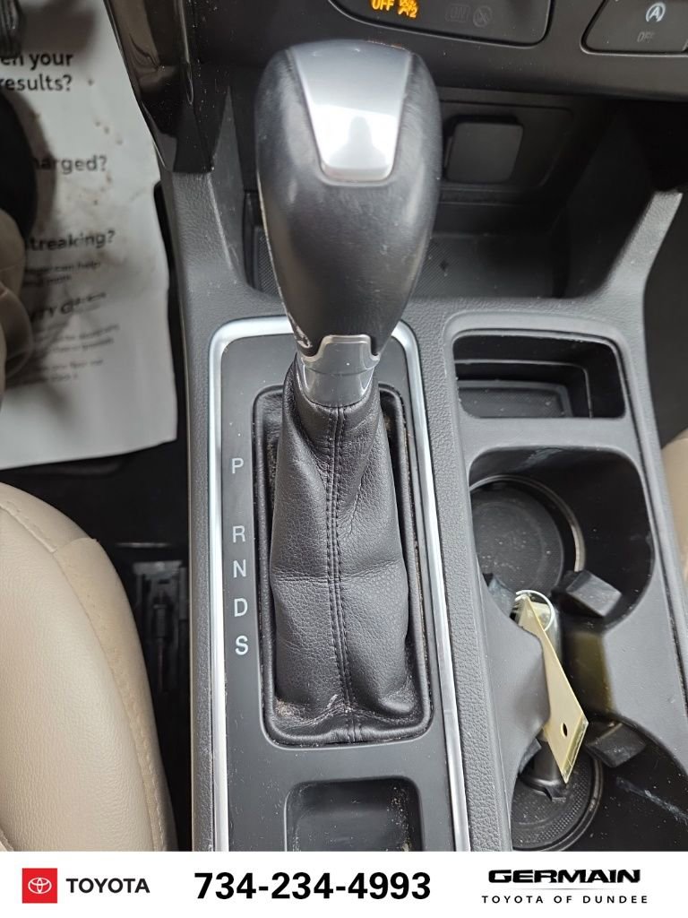 Used 2017 Ford Escape Titanium image 33