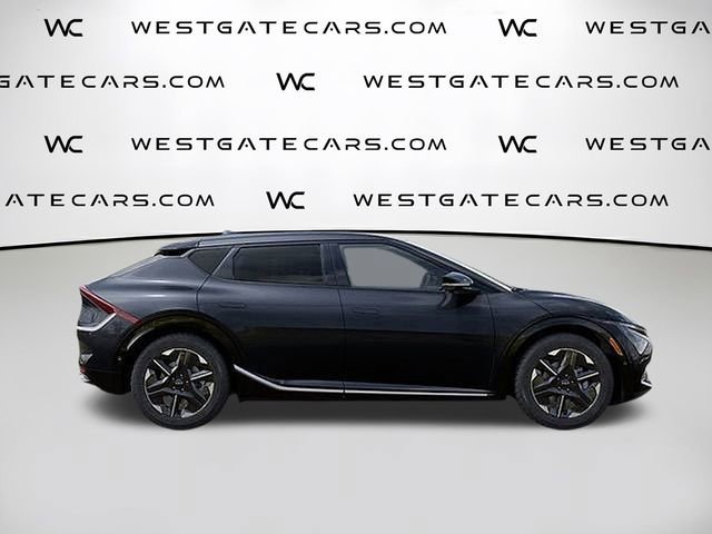 New 2025 Kia EV6 Wind image 10