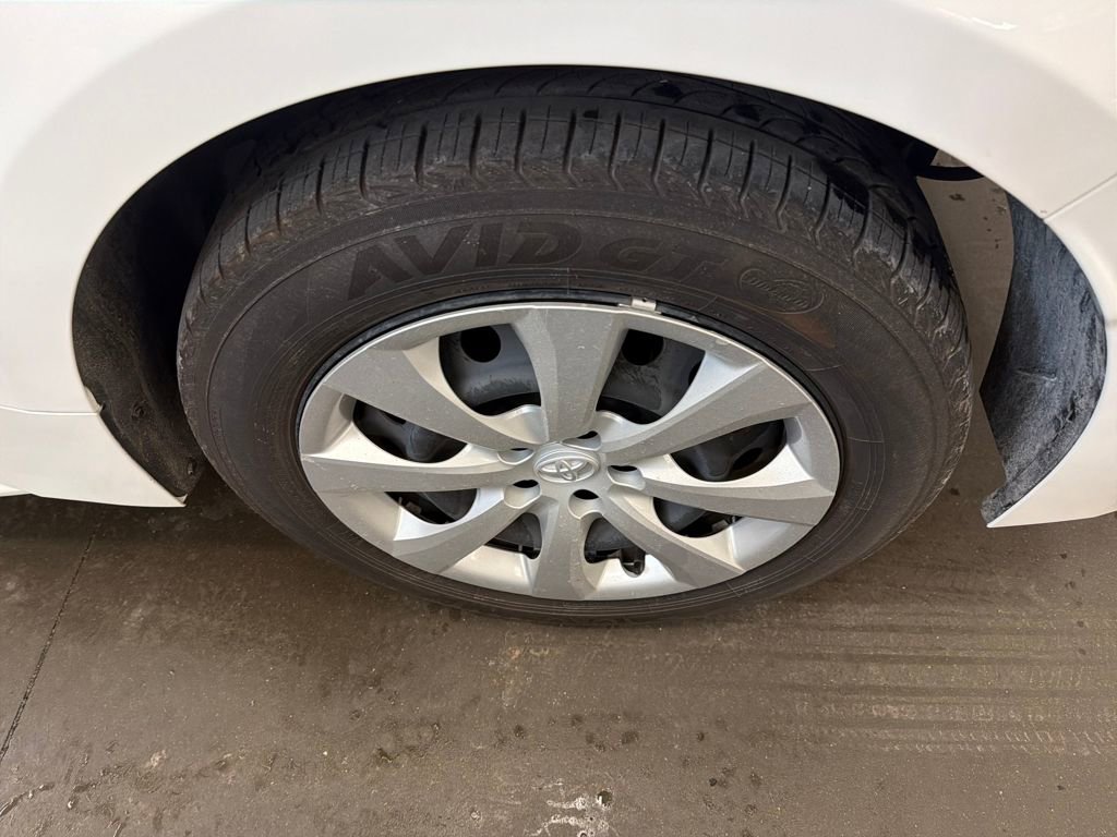 Certified 2024 Toyota Corolla LE image 27