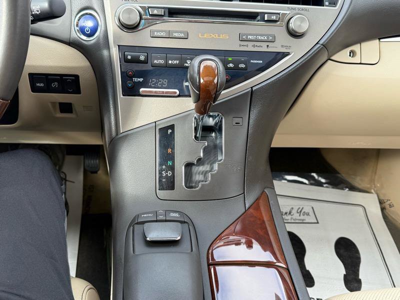 Used 2013 Lexus RX 450h AWD image 20