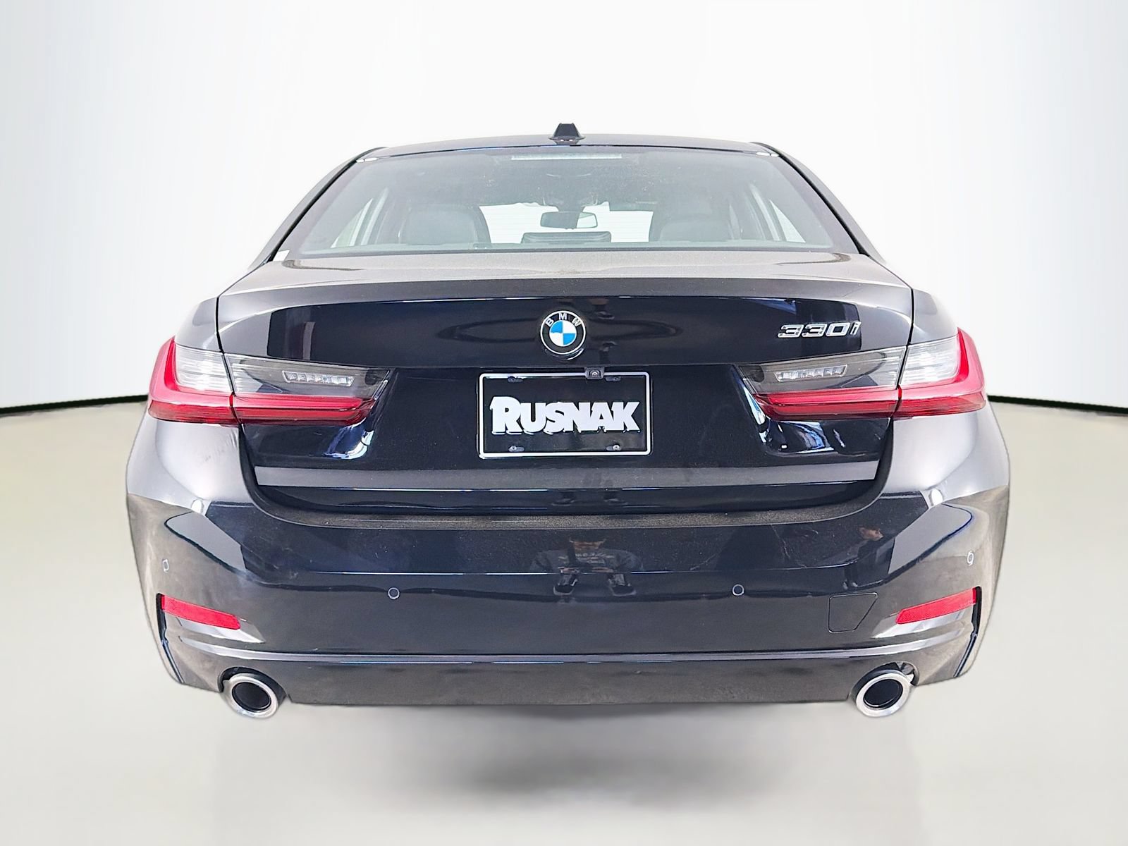 Certified 2023 BMW 330i Sedan w/ Premium Package RWD image 6