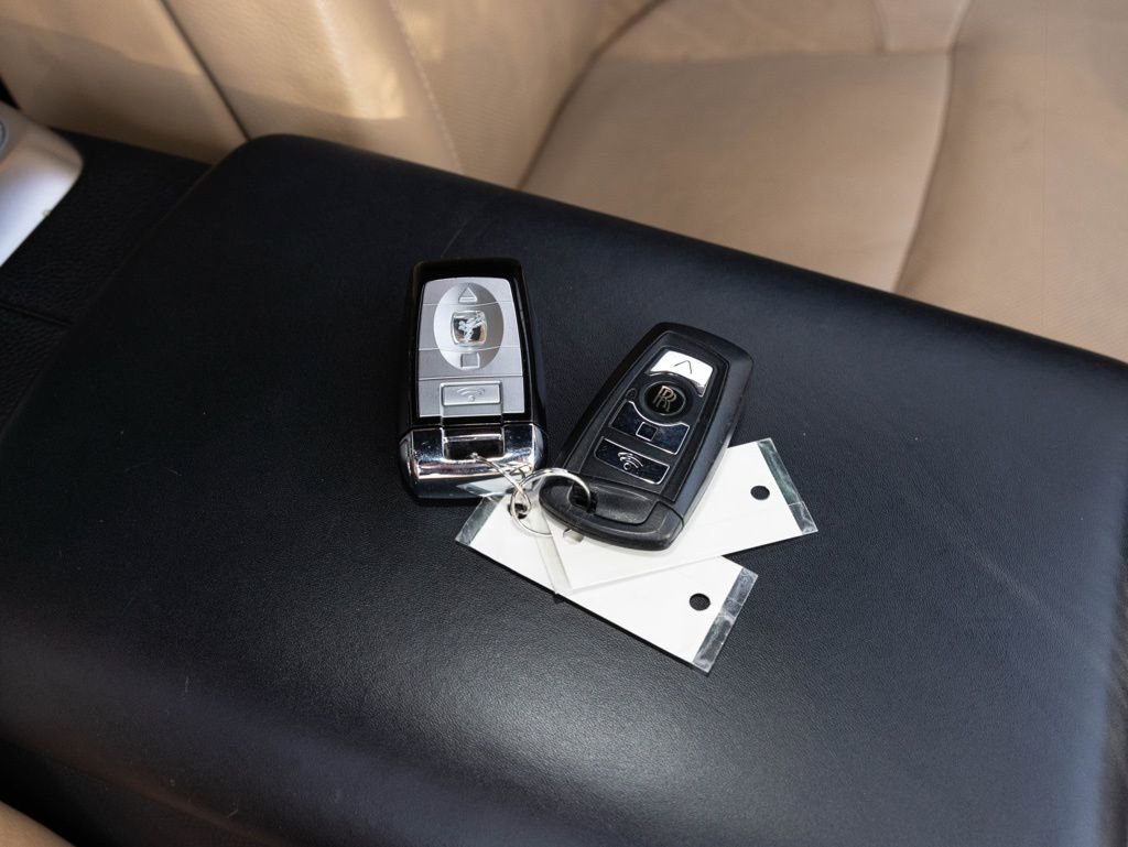 Used 2013 Rolls-Royce Ghost image 76