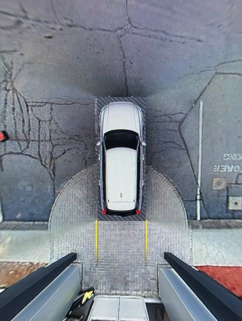 Used 2022 Volvo XC90 T8 R-Design w/ Advanced Package image 37