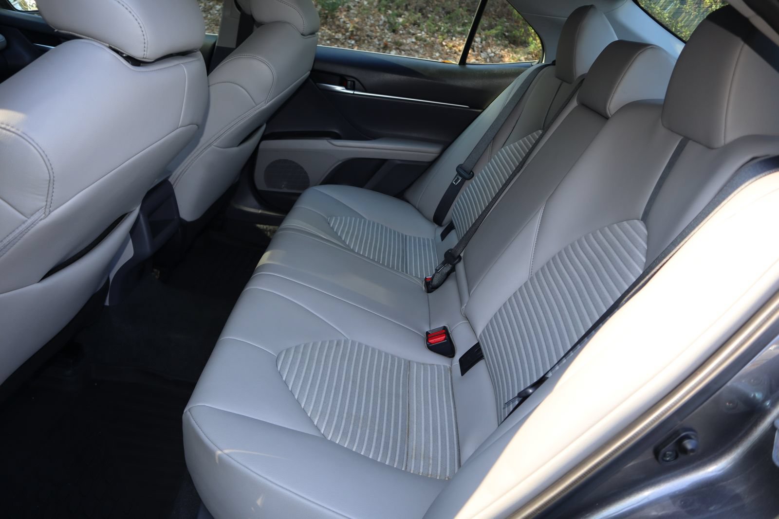 Used 2024 Toyota Camry SE FWD image 14