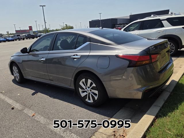 Used 2025 Nissan Altima 2.5 S FWD image 3