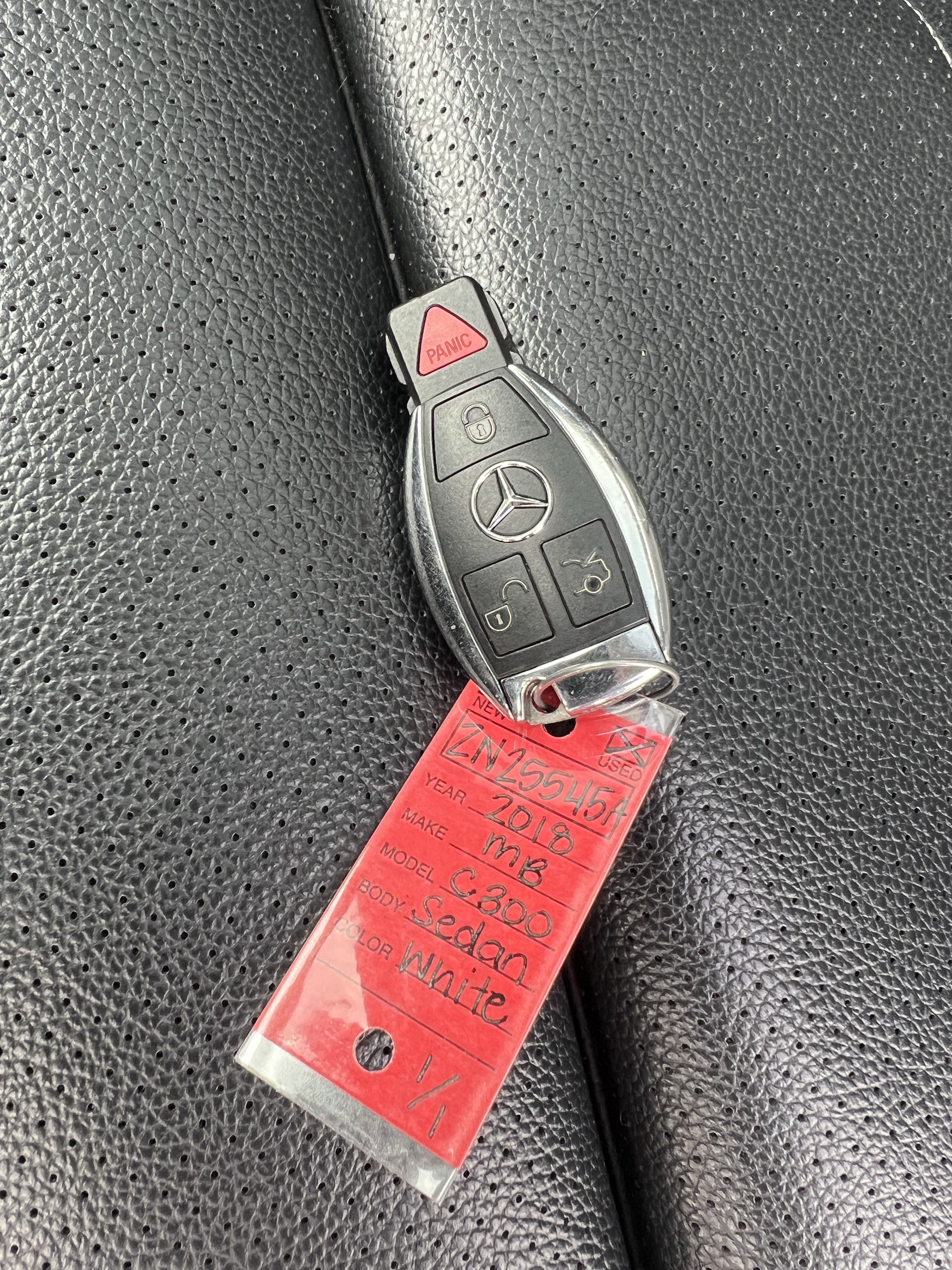 Certified 2018 Mercedes-Benz C 300 4MATIC Sedan image 38