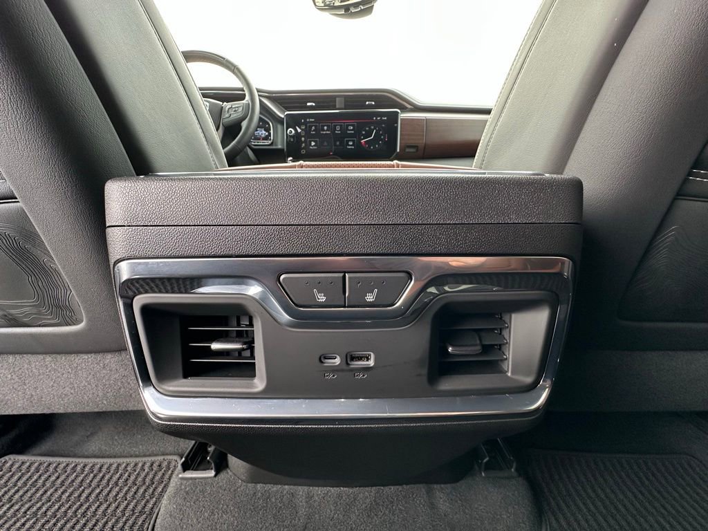 Used 2025 GMC Sierra 1500 Denali Ultimate image 8