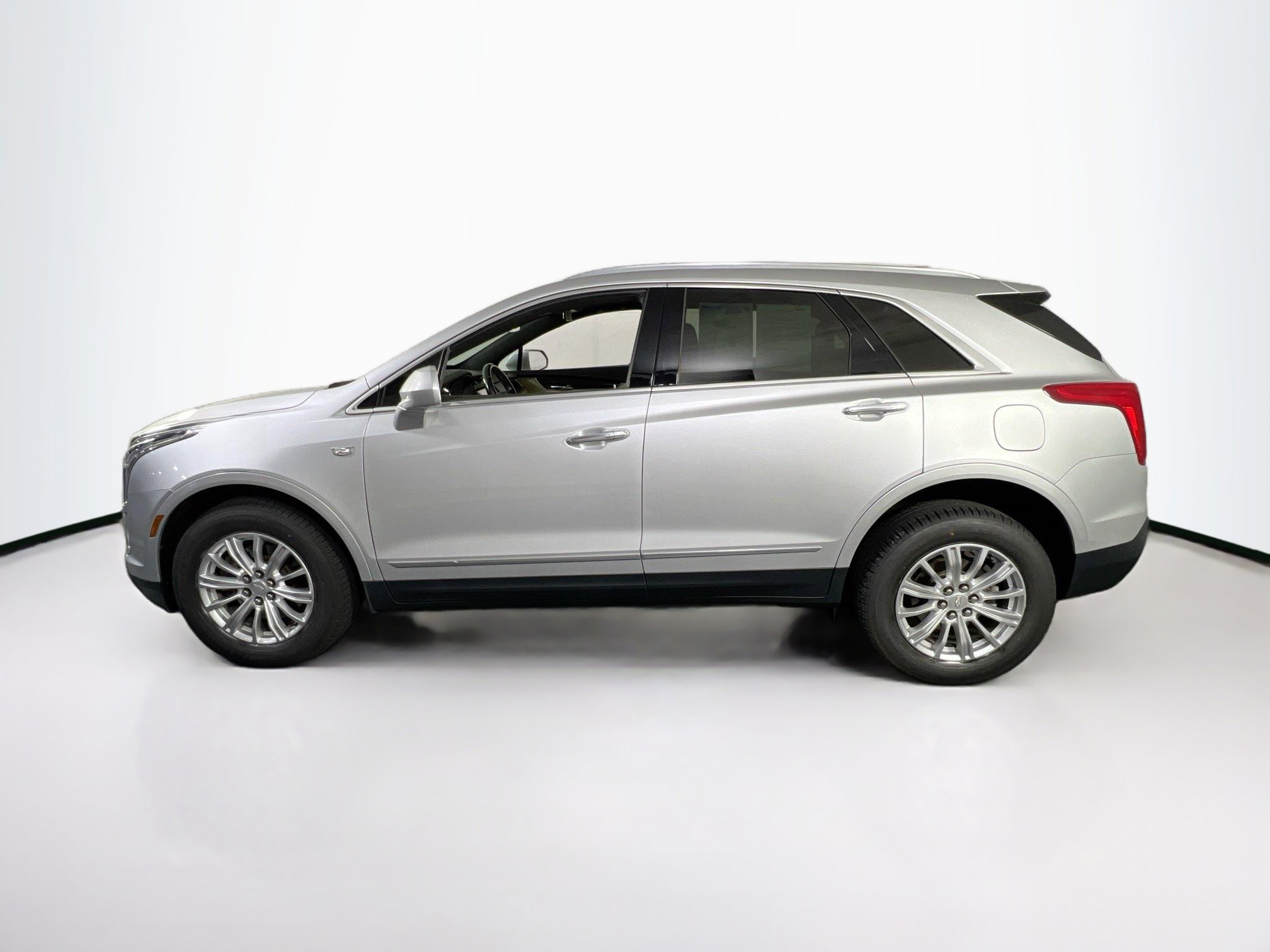 Used 2018 Cadillac XT5 AWD image 8