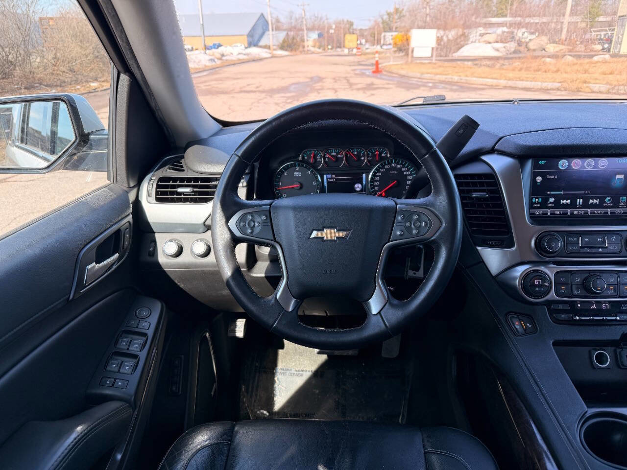 Used 2017 Chevrolet Tahoe LT image 31