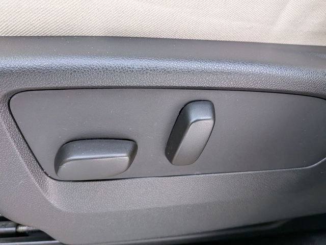 Used 2023 Buick Envision Preferred image 11