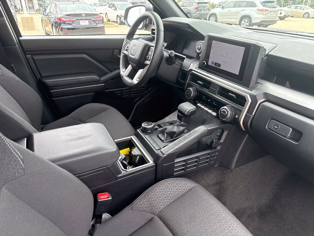Certified 2026 Toyota 4Runner SR5 AWD/4WD image 23