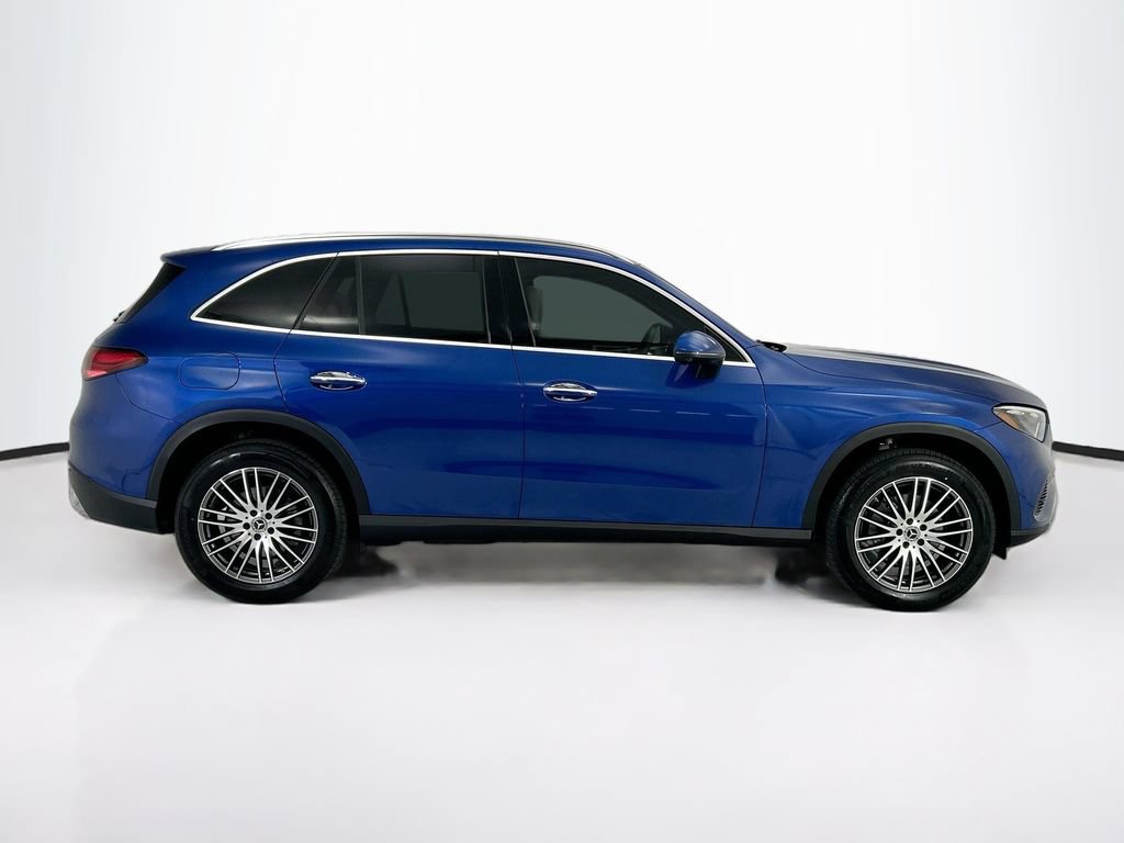 Certified 2026 Mercedes-Benz GLC 300 4MATIC image 4