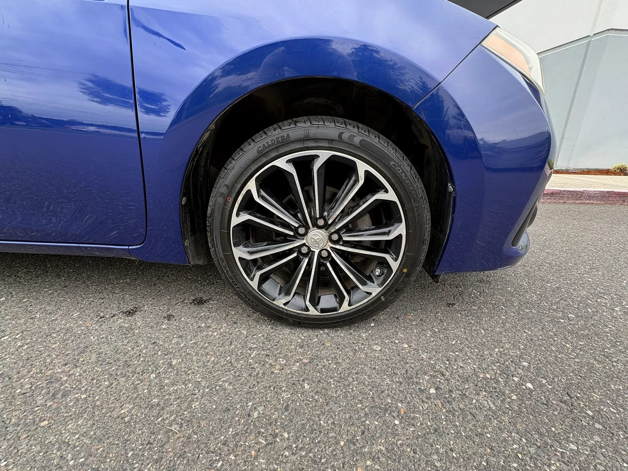 Used 2014 Toyota Corolla S FWD image 23