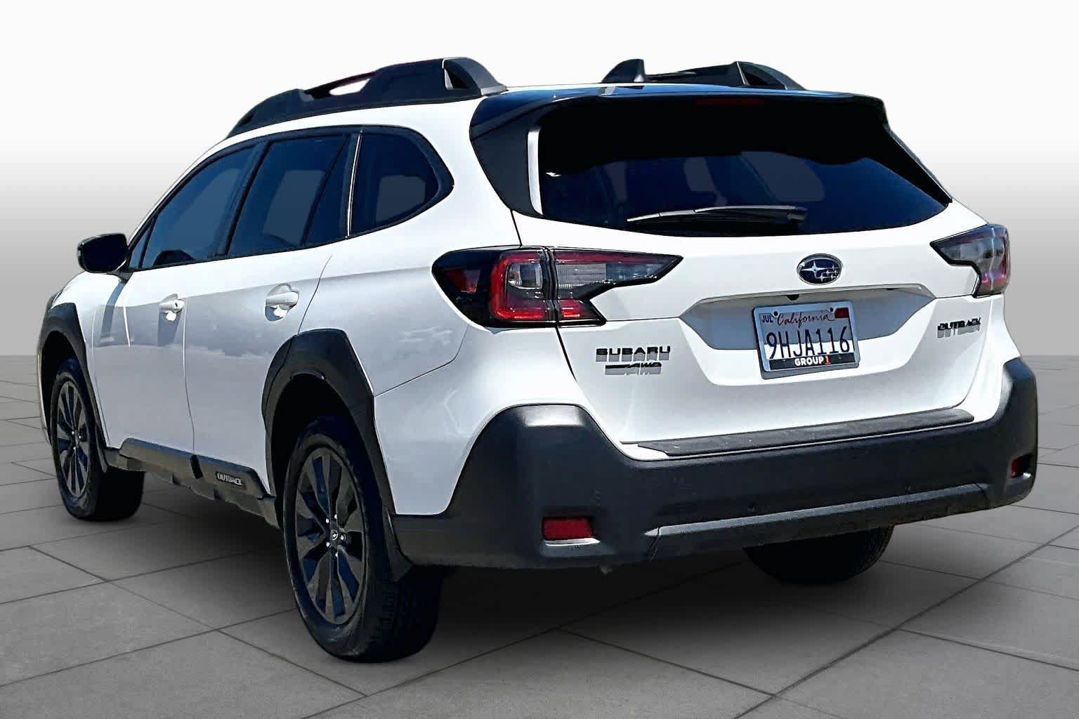 Used 2024 Subaru Outback Onyx Edition AWD/4WD image 11