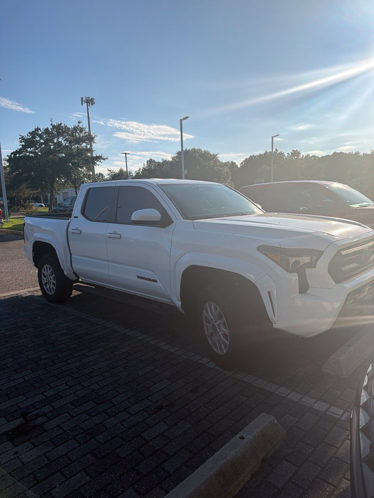 Used 2025 Toyota Tacoma SR5