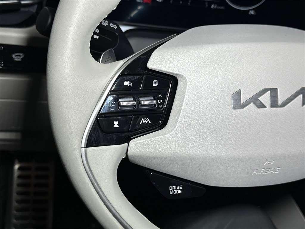 New 2025 Kia Niro Wave w/ Wave Preserve Package image 23
