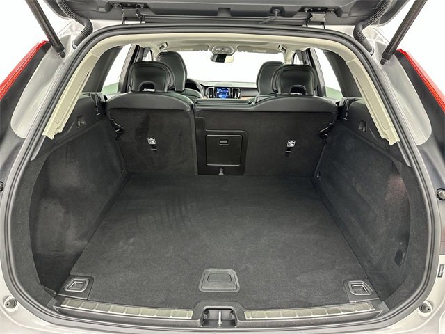 Certified 2023 Volvo XC60 B5 Plus w/ Climate Package image 24