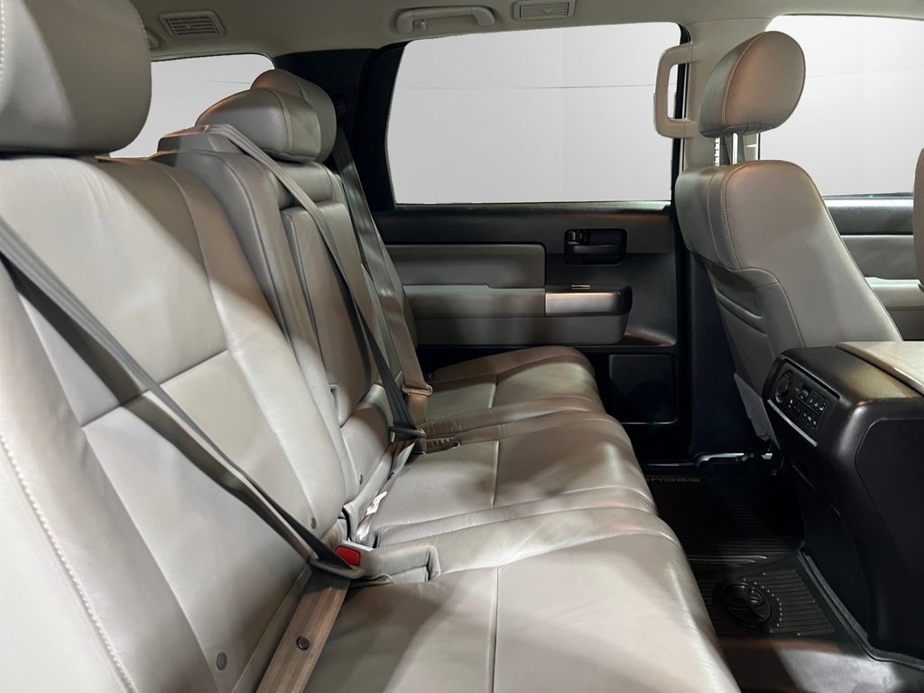 Used 2021 Toyota Sequoia SR5 w/ Premium Package image 17