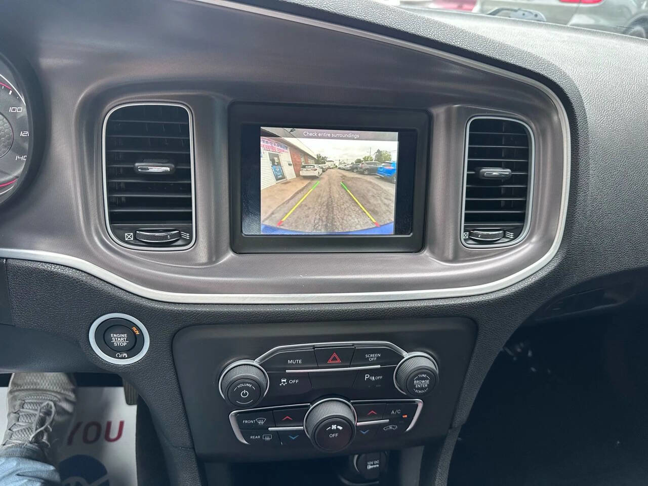 Used 2021 Dodge Charger SXT image 19