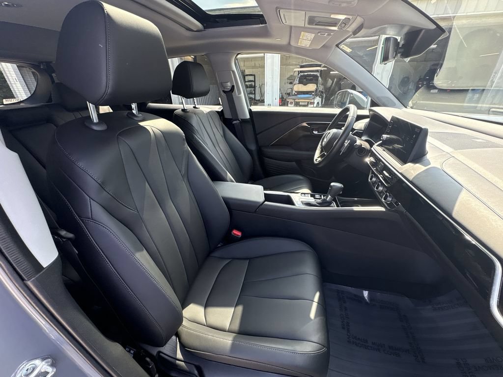 Used 2025 Acura ADX AWD image 24