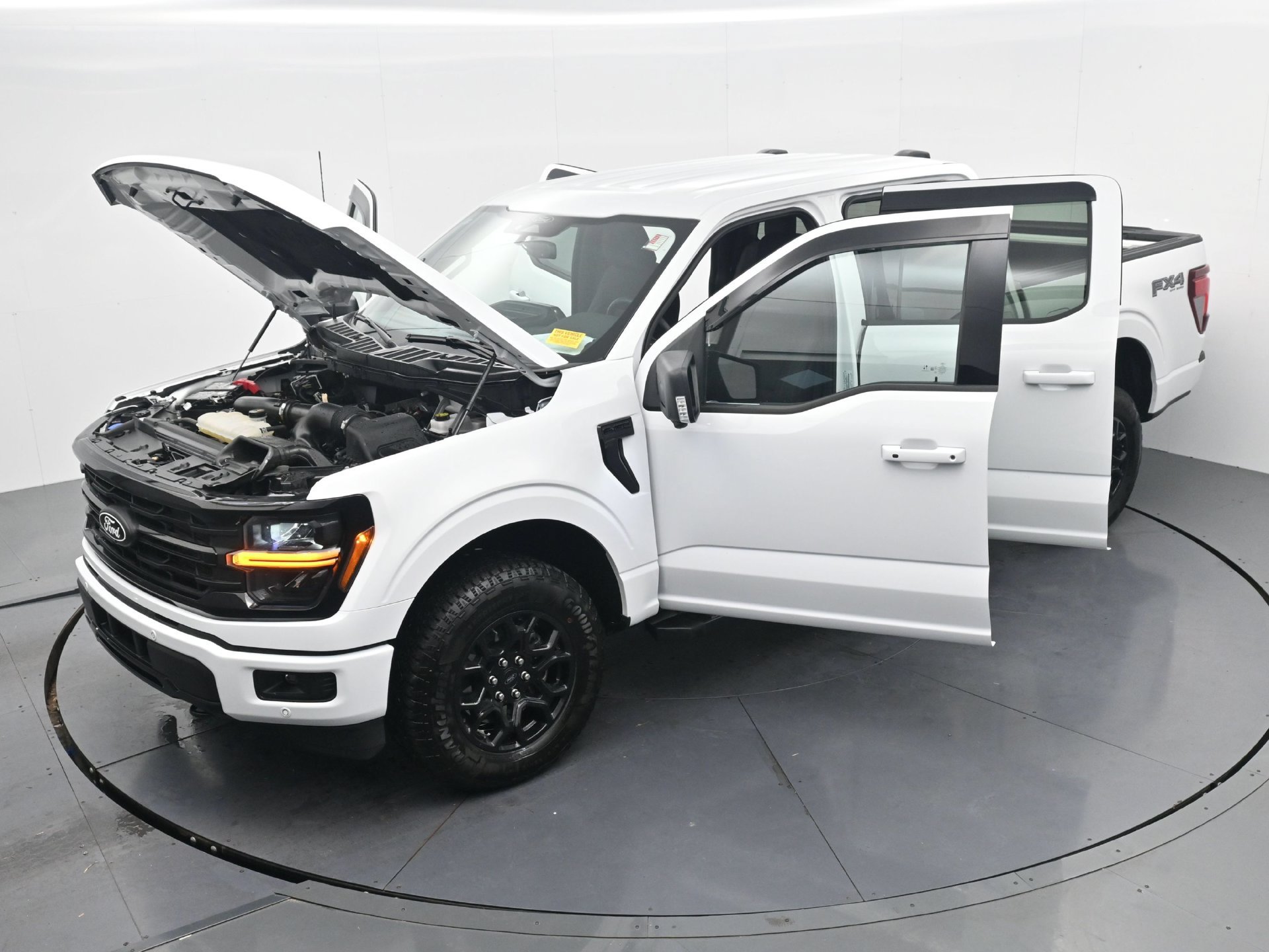 Used 2025 Ford F150 XLT w/ Equipment Group 302A MID AWD/4WD image 40