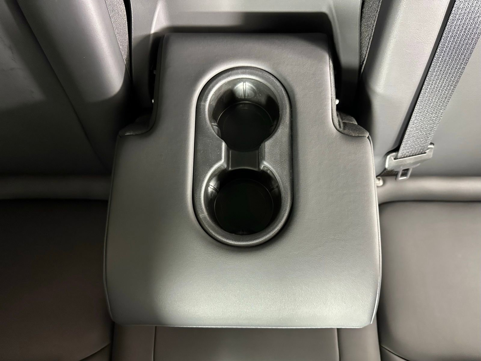 Used 2023 Tesla Model Y Long Range image 33