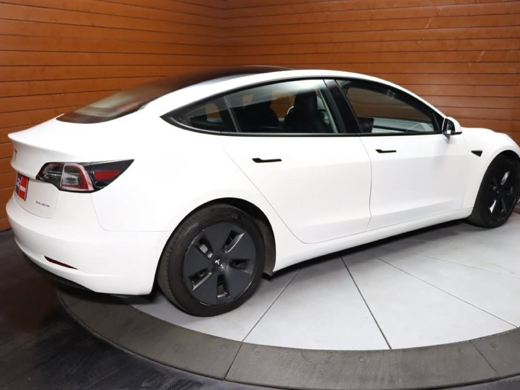 Used 2023 Tesla Model 3 Long Range AWD/4WD image 31