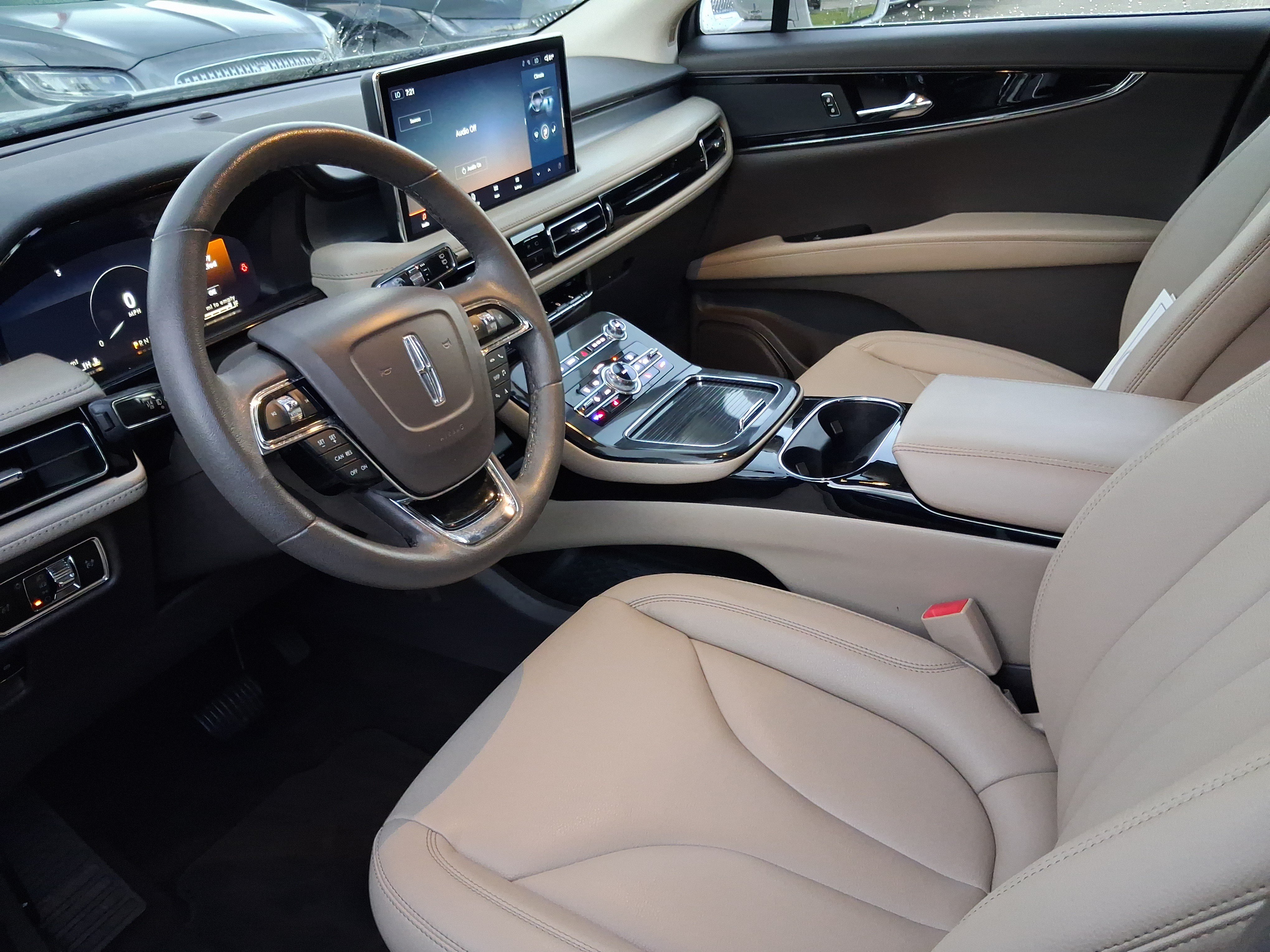 Certified 2023 Lincoln Nautilus FWD image 10