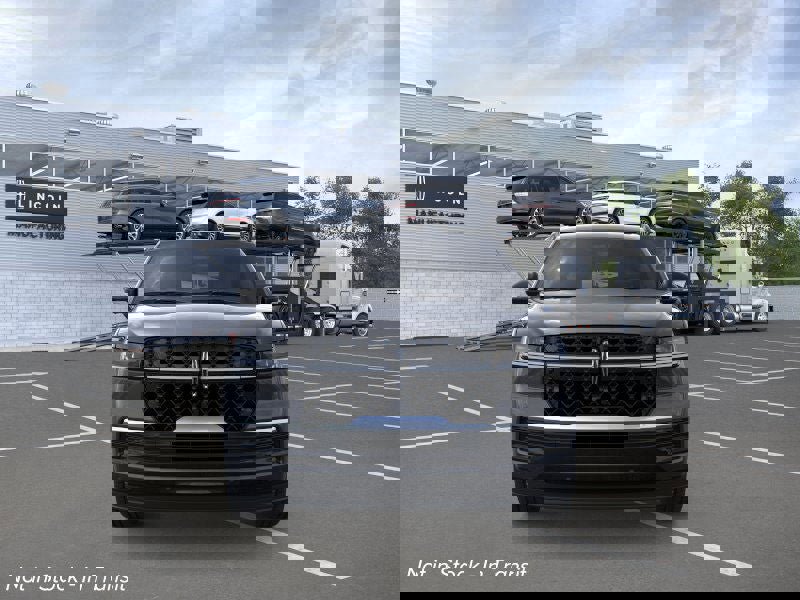 New 2026 Lincoln Navigator L Reserve image 6