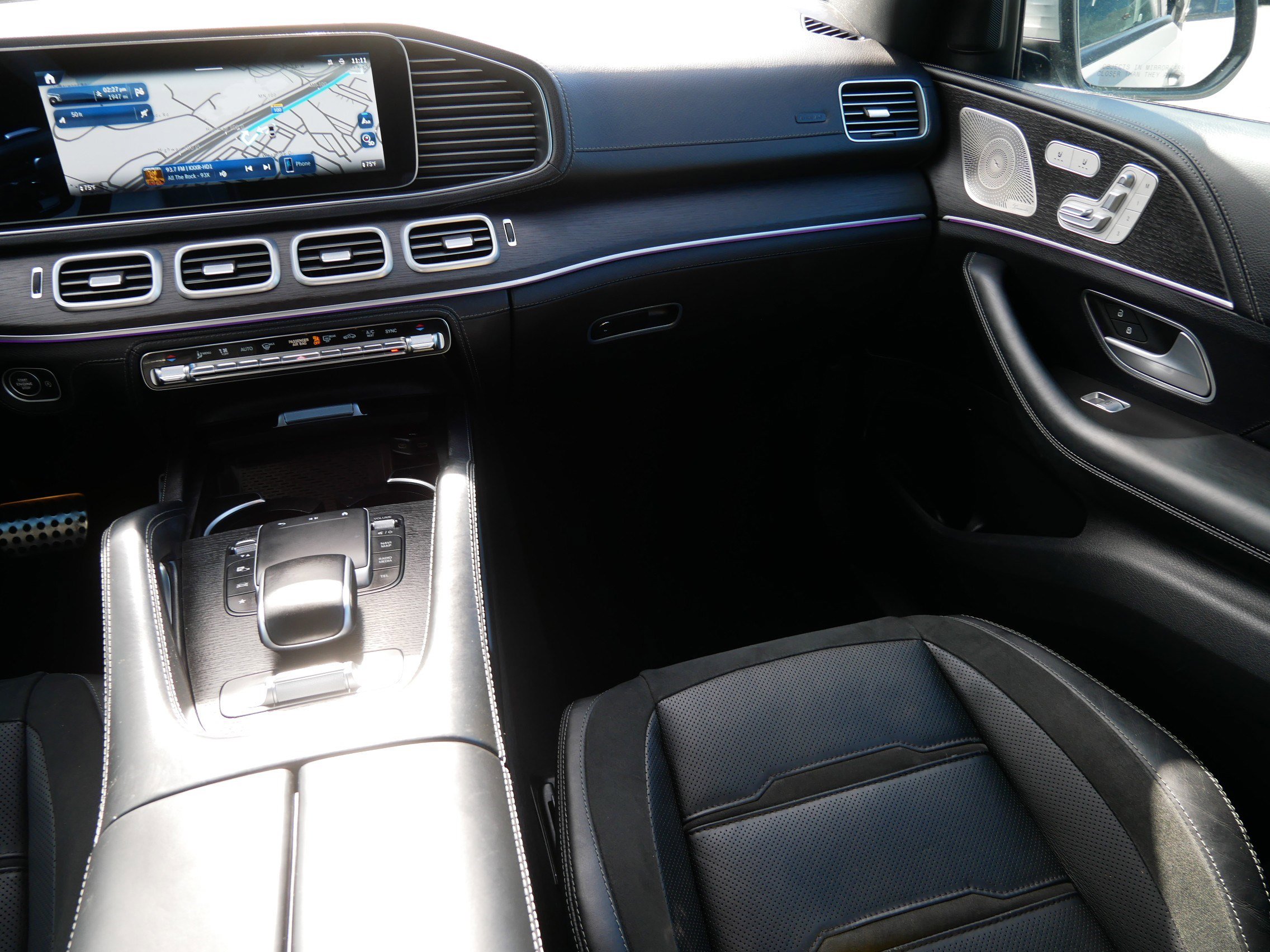 Used 2024 Mercedes-Benz GLE 53 AMG 4MATIC Coupe image 11