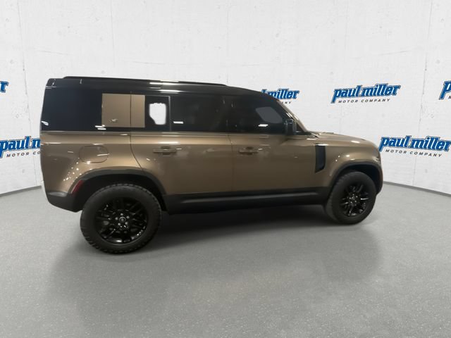 Used 2021 Land Rover Defender 110 S AWD/4WD image 11