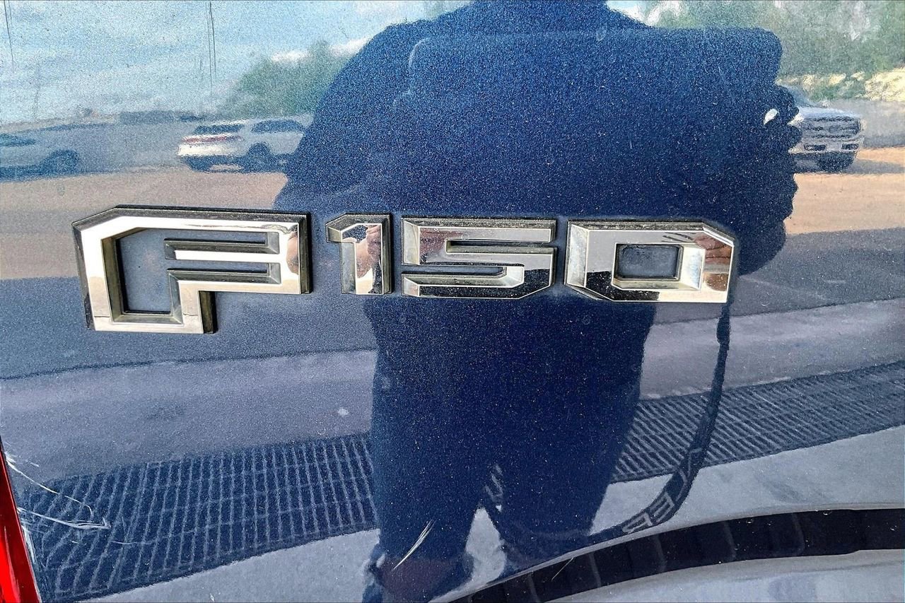 Used 2016 Ford F150 XLT w/ Equipment Group 302A Luxury image 9