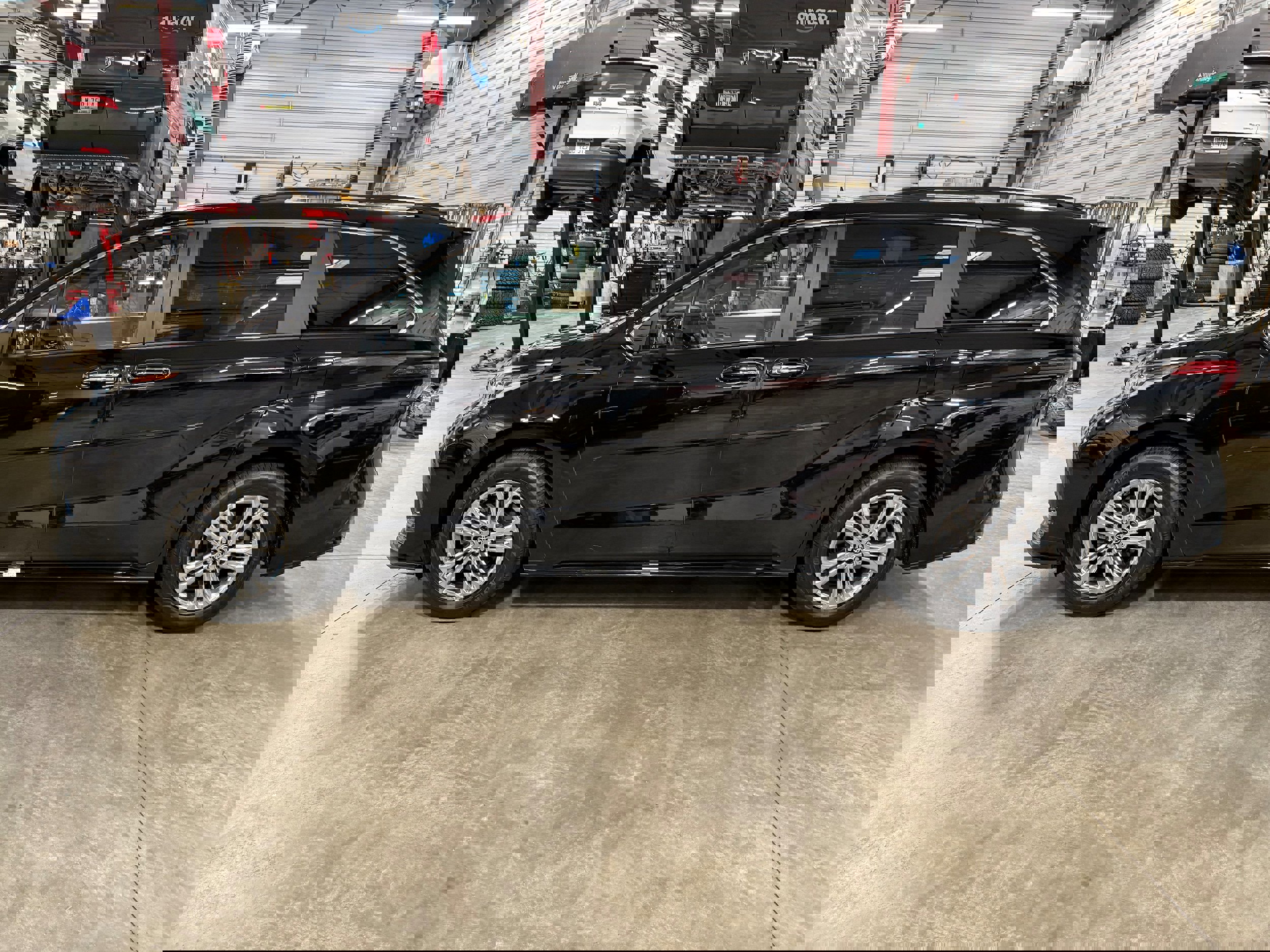 Used 2022 Toyota Sienna XSE w/ XSE Plus Package image 29