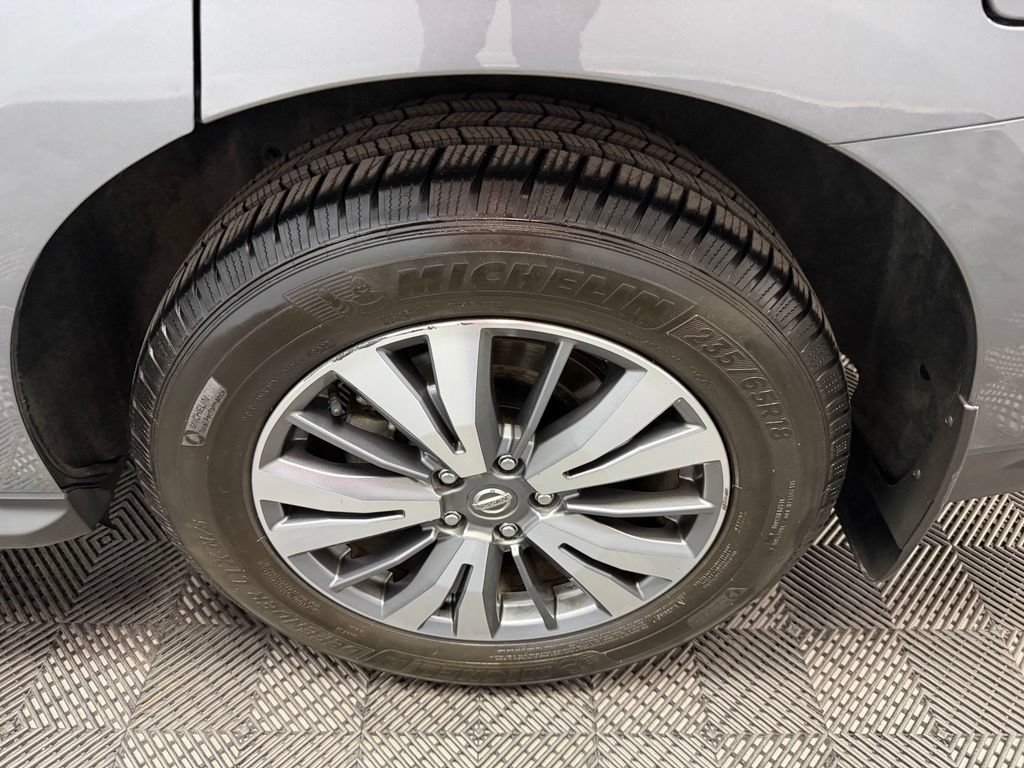 Used 2020 Nissan Pathfinder S AWD/4WD image 20