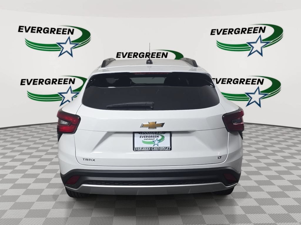 New 2026 Chevrolet Trax LT w/ LT Convenience Package FWD image 6