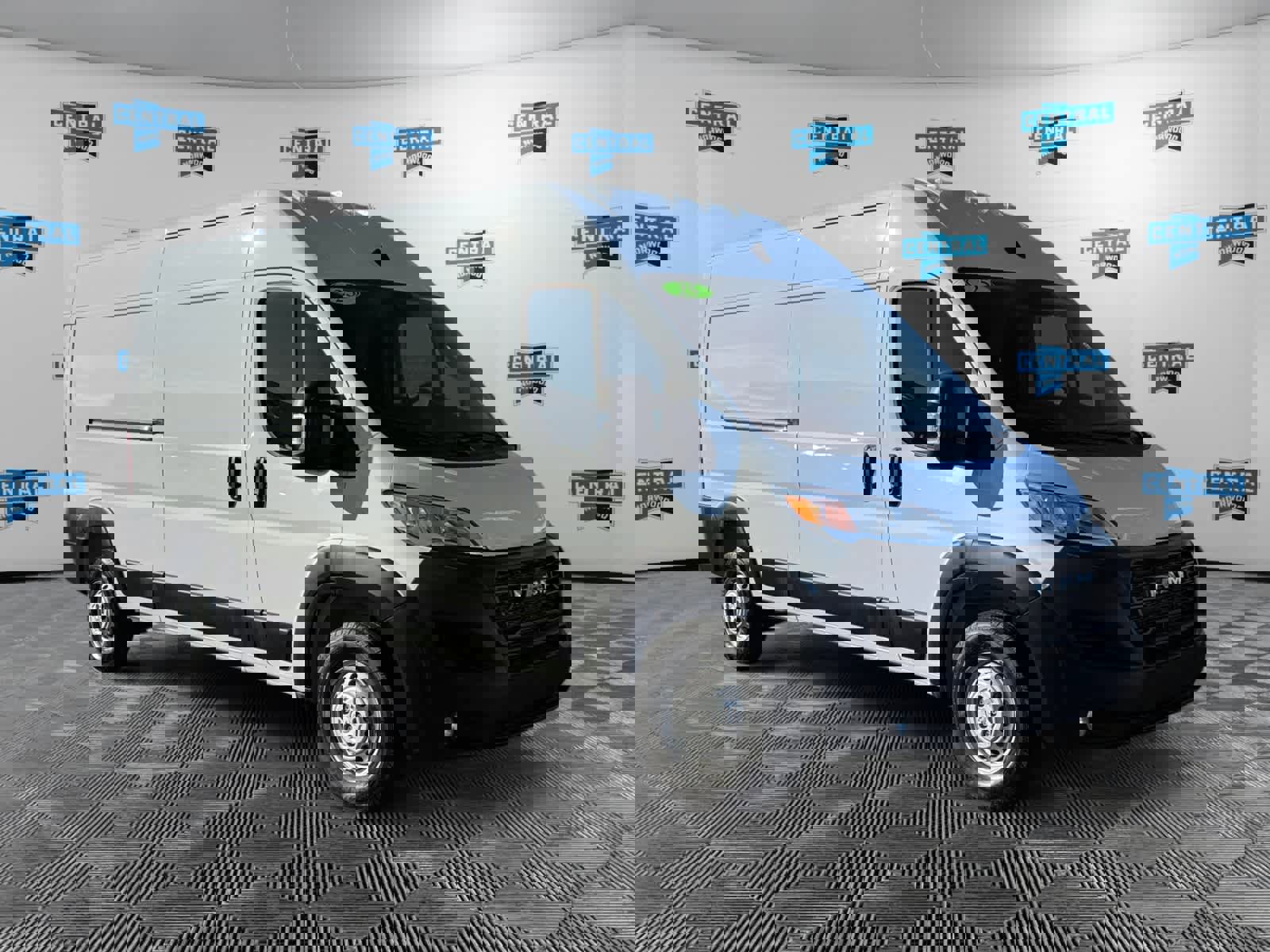 Used 2025 RAM ProMaster 2500 w/ Storage Group image 8