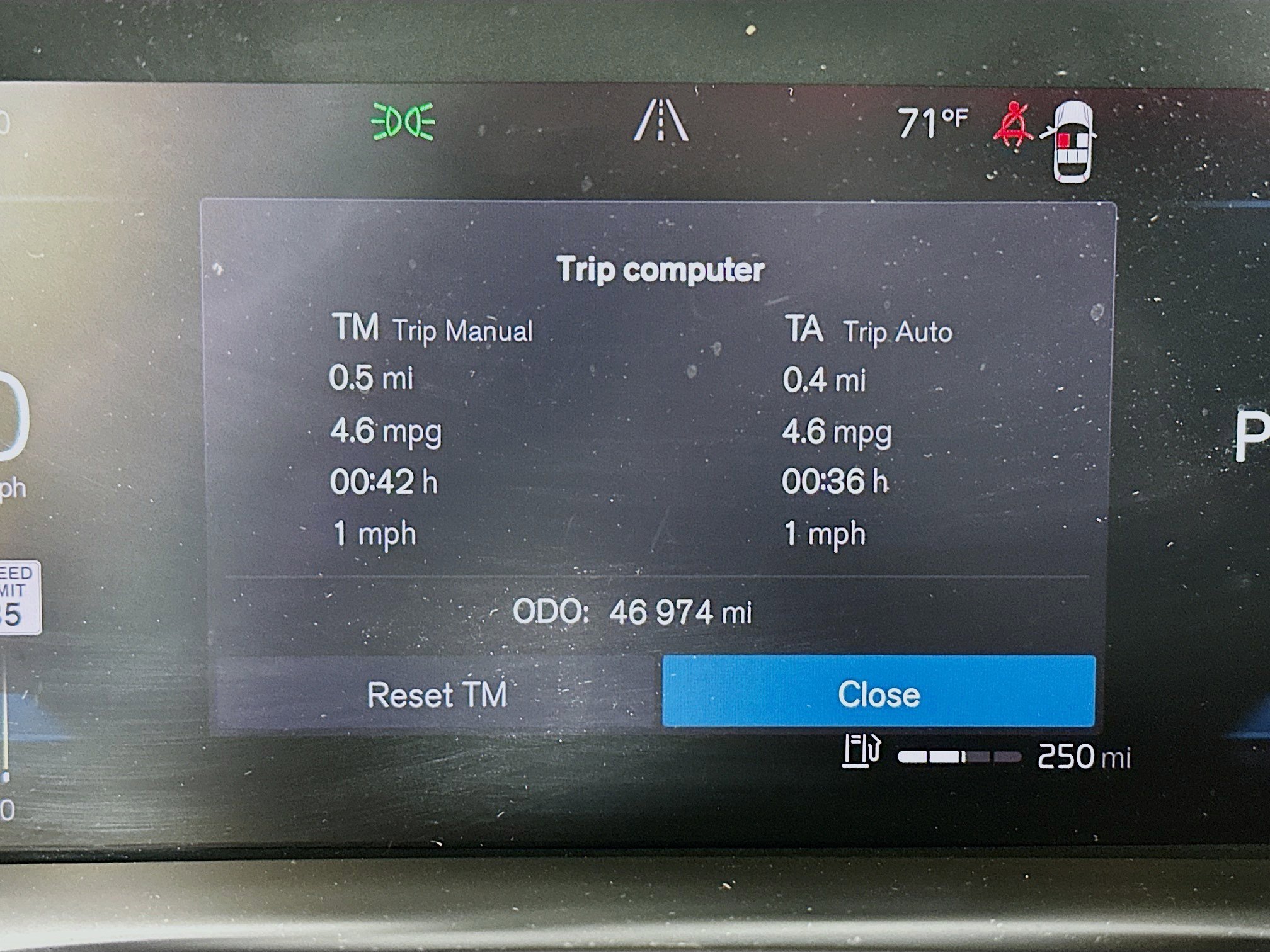 Used 2023 Volvo XC60 B5 Core AWD/4WD image 19