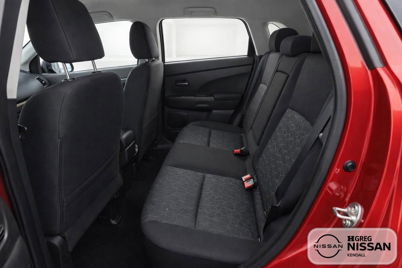 Used 2021 Mitsubishi Outlander Sport LE image 9