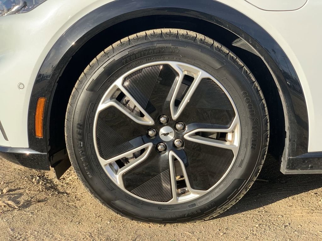 Used 2023 Ford Mustang Mach-E Premium image 31