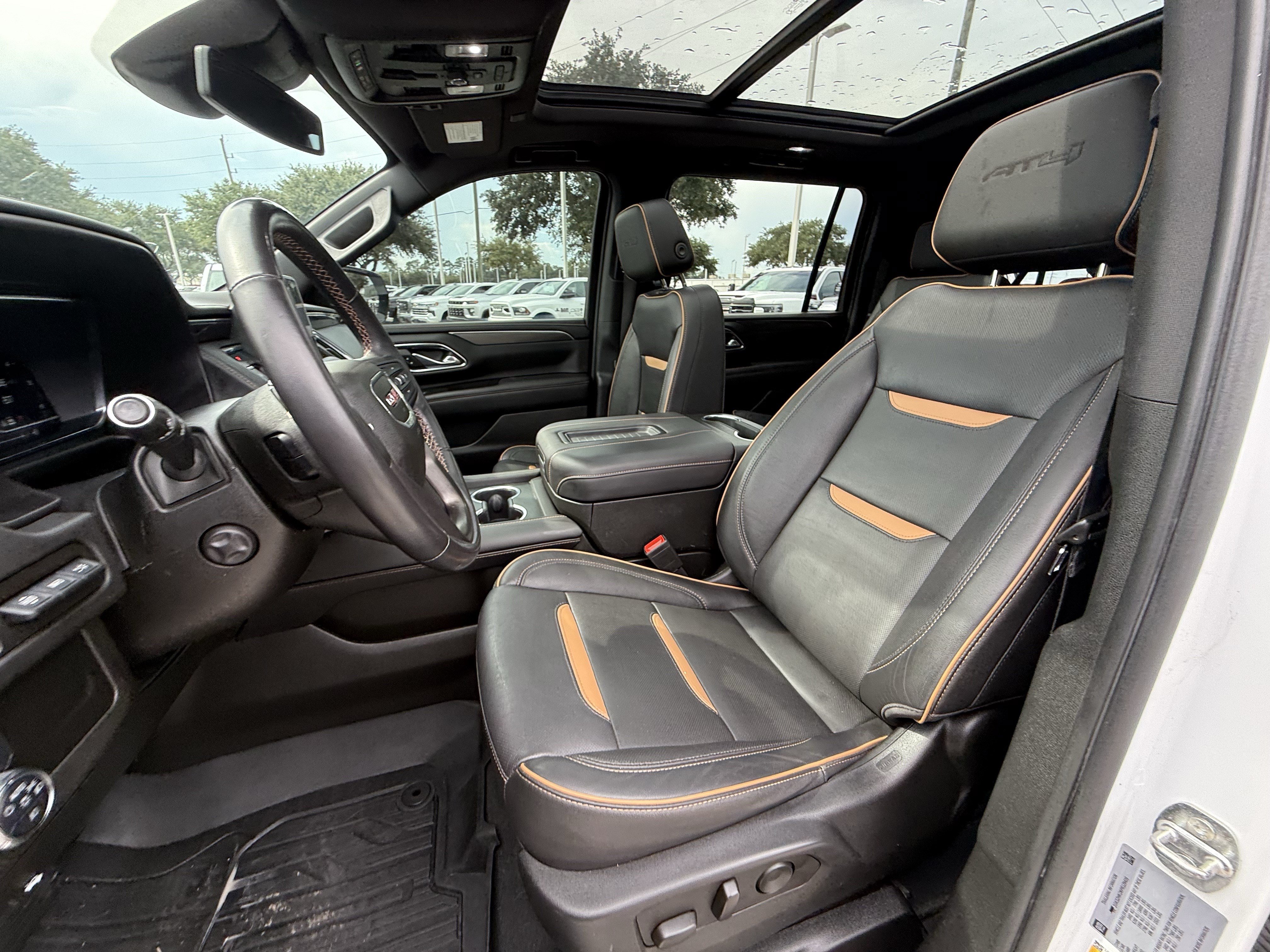 Used 2023 GMC Yukon XL AT4 w/ AT4 Premium Package AWD/4WD image 28
