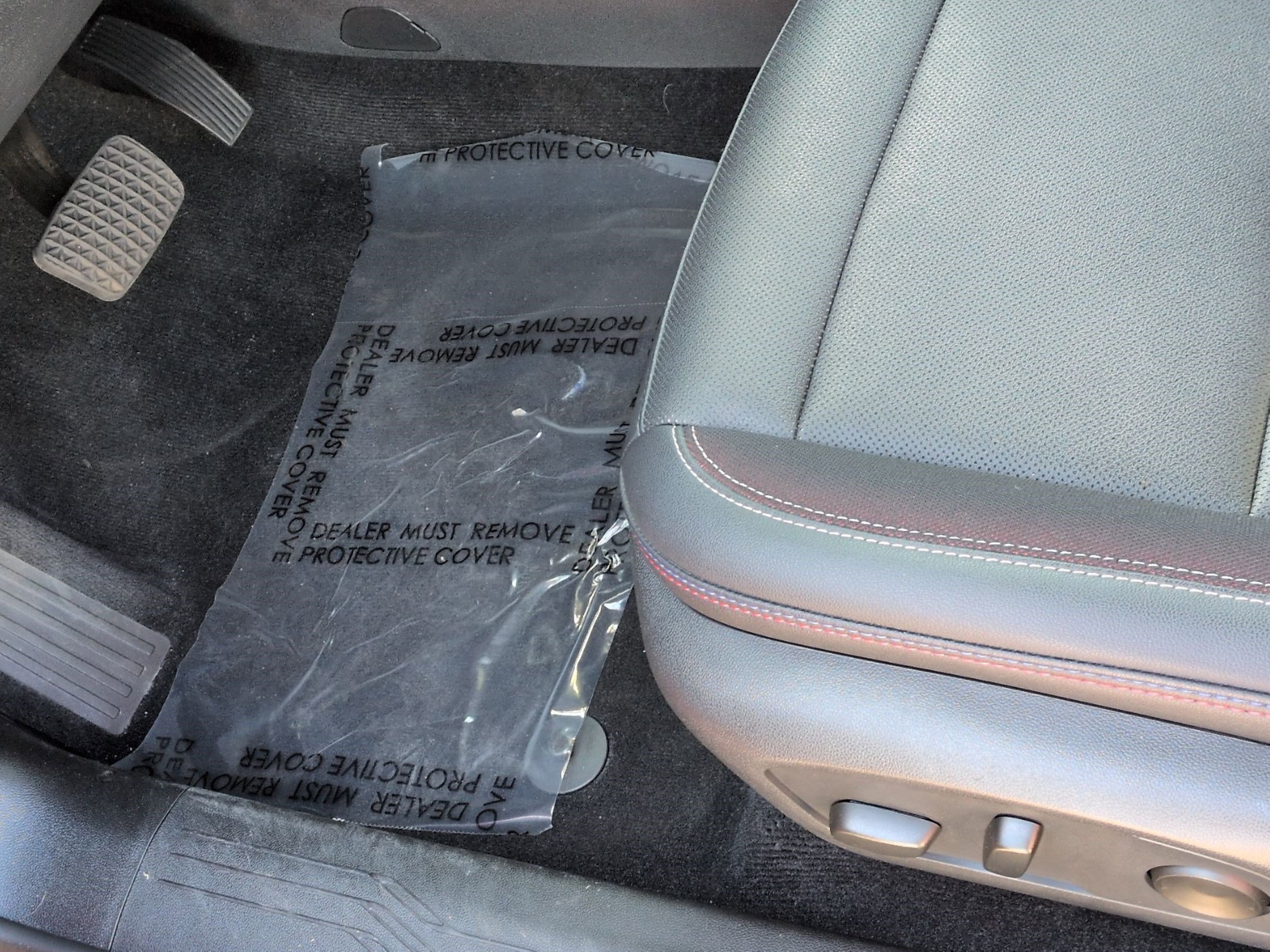 Used 2025 Chevrolet Equinox EV RS image 17