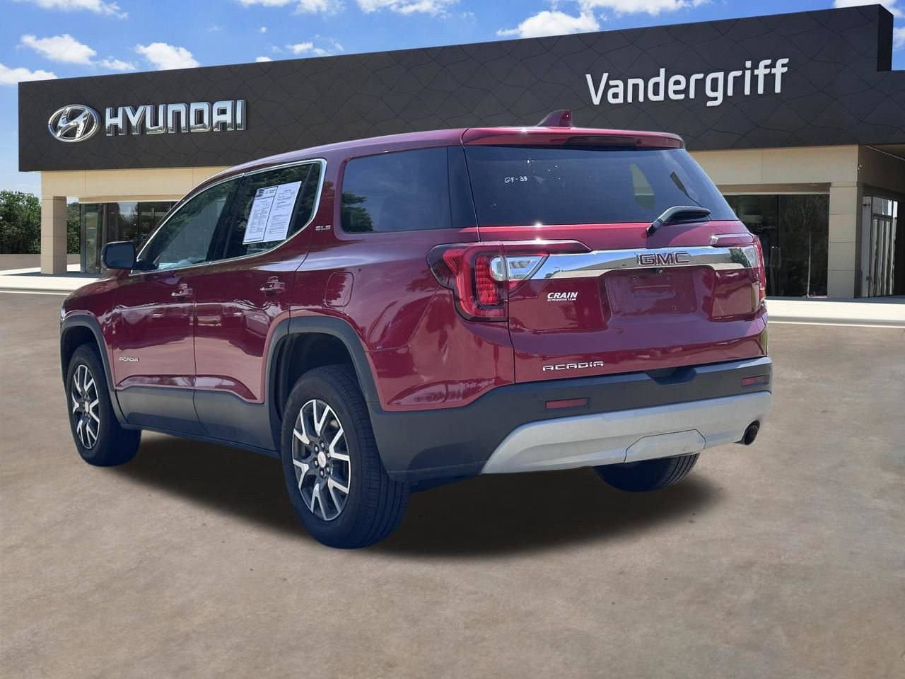 Used 2021 GMC Acadia SLE FWD image 8