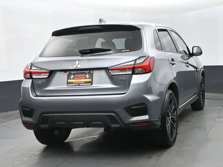 Used 2025 Mitsubishi Outlander Sport LE AWD/4WD image 8