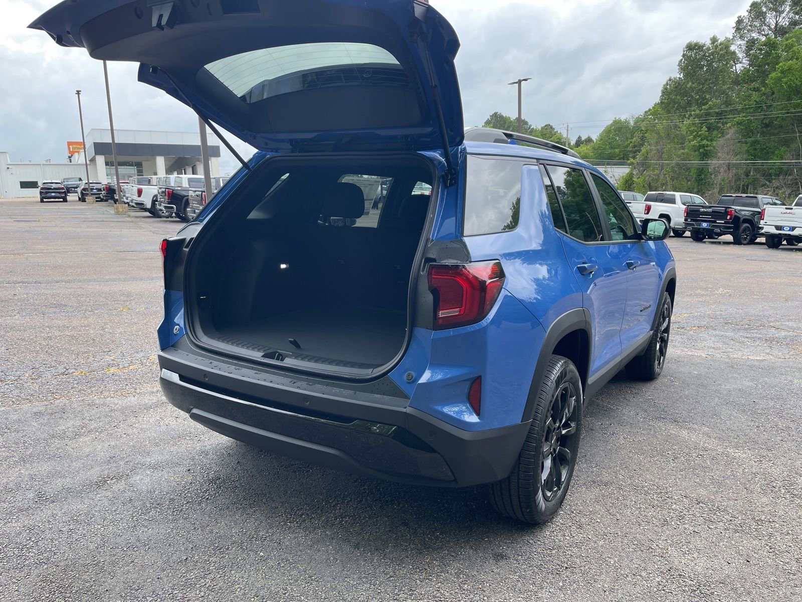 New 2026 GMC Terrain Elevation w/ Black Edition image 28