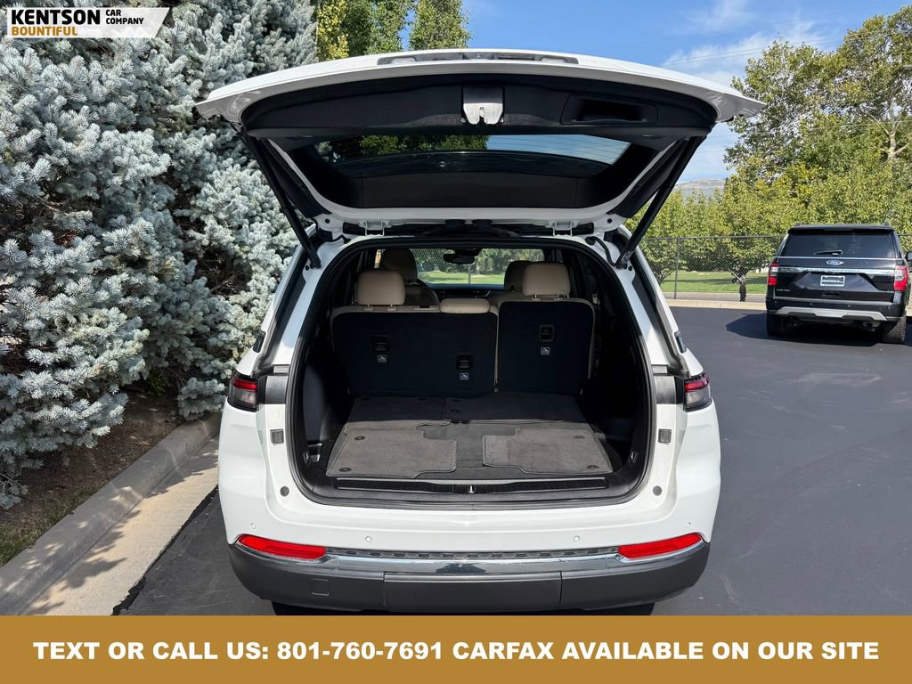 Used 2024 Jeep Grand Cherokee Limited image 35