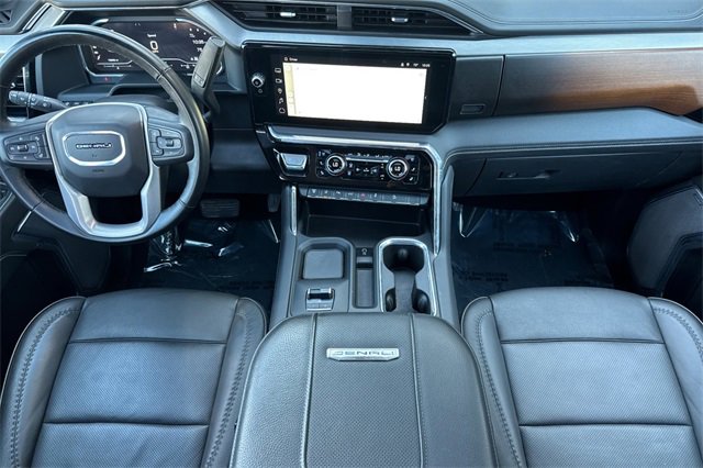 Used 2024 GMC Sierra 2500 Denali w/ Denali Reserve Package image 15