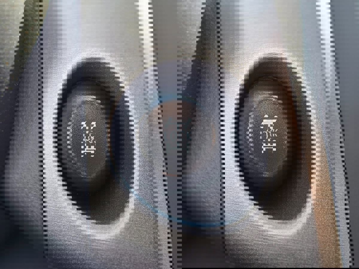 Used 2012 Toyota RAV4 Sport image 29