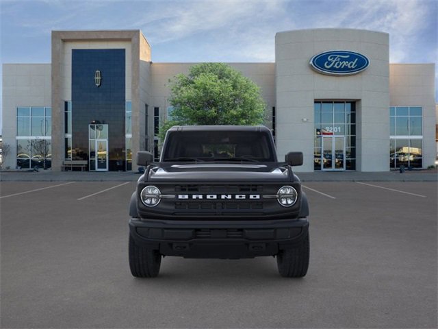 New 2025 Ford Bronco Base image 6