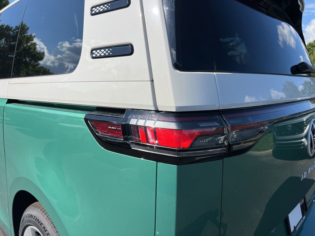 New 2025 Volkswagen ID. Buzz Pro S Plus image 12
