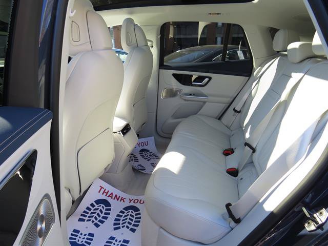 Used 2023 Mercedes-Benz EQE 500 4MATIC SUV image 16